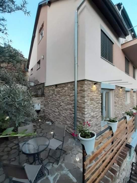 Apartment Adela Hluboká nad Vltavou Exterior foto
